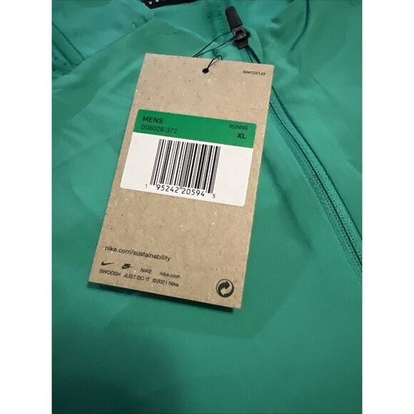 XL Nike Run Division Flash Element 1/2 Zip Running Top Green Mens DD6028-372 - Picture 2 of 8